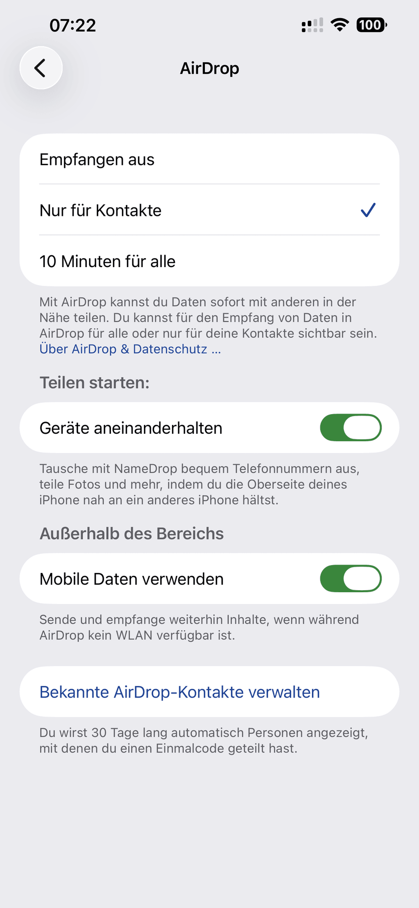 AirDrop-Einstellungen mit Empfangen aus, Nur für Kontakte und 10 Minuten für alle